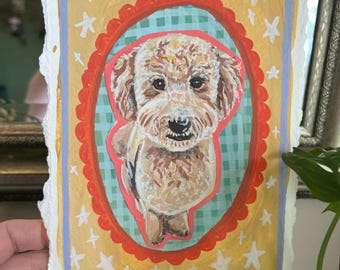 Pintura original de un goldendoodle de 5x7 pulgadas, con un toque peculiar.
