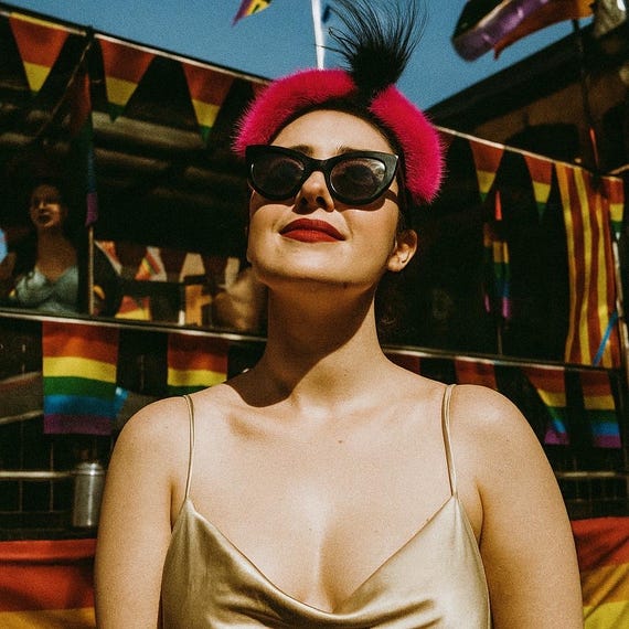 Fendi Headband in Mink Fur Feathers – Y2K Runway Vibes – Rare