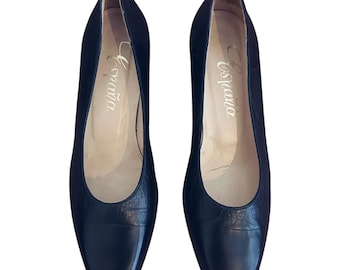 Black Leather Pumps Vintage 80s  Square Toe Low Heel Shoes . Made in Spain. Retro Chic Heels Size EU 38 / US 7.5