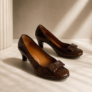 Vintage Brown Python Leather Pumps 1970s Made in Spain EU 38 / US 8