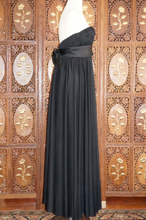 ON SALE 1970s ESTEVEZ  Black Strapless Evening Go… - image 2