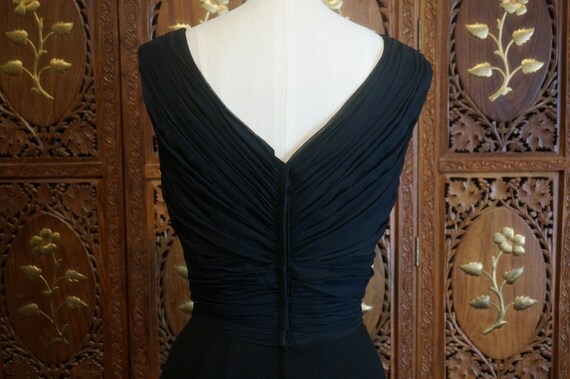 ON SALE 1950s LBD Silk Chiffon and Cashmere Cockt… - image 4