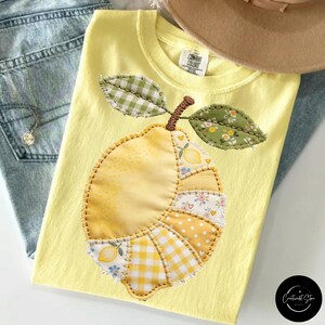 Patchwork citron PNG, Cottagecore citron PNG, Girly sommarskjorta design, Quilt citron Clipart, Retro sommar sublimering, digital nedladdning