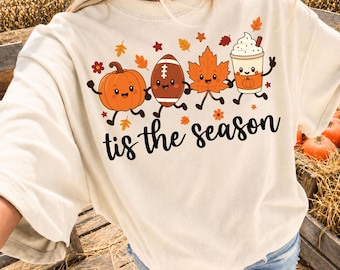 Es la temporada de fútbol de otoño PNG / Sublimación de calabaza especiada de Halloween / Diseño de camiseta de Acción de Gracias / Hola otoño PNG / Descarga digital