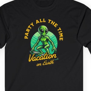 Alien Tee Space Shirt Graphic Tee Unisex Tee Mens Festival Shirt Alien Apparel Gift for Toddler Alien Lover Gift Retro Movie Shirt