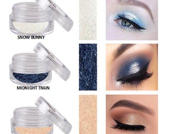 Holiday Eye Shadow Kit Stocking Stuffer for Makeup Lovers Vegan Eyeshadow Looks Christmas NYE Sparkly Navy Blue Shimmery White Beige Frosted