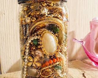 Mystery Jewelry Jar / Box / Vintage and Modern Jewelry, Surprise box, Charms, Necklaces, Bracelets, Rings, Unique Finds, Gift for her, Boho