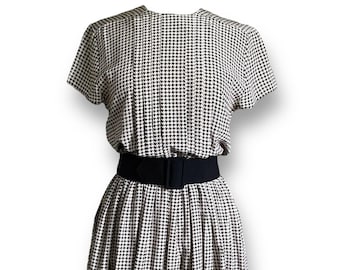 Vintage 1980er Jahre Bill Geoffreys Seidenkleid / Damen Größe 6 / Creme & Schwarz Hahnentritt-Minimalistisches Kleid