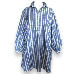 Vintage 1980&#39;s Victoria&#39;s Secret Gold Crown Label Nightshirt/  Size Small/Blue & White Plaid Sleepshirt/Vintage Pajamas/Cottagecore Romantic