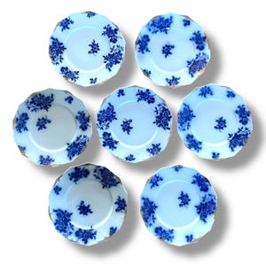 Antique Gironde WH Grindley Flow Blue Luncheon Plates / Set of 7 / White, Blue  Floral & Gold
