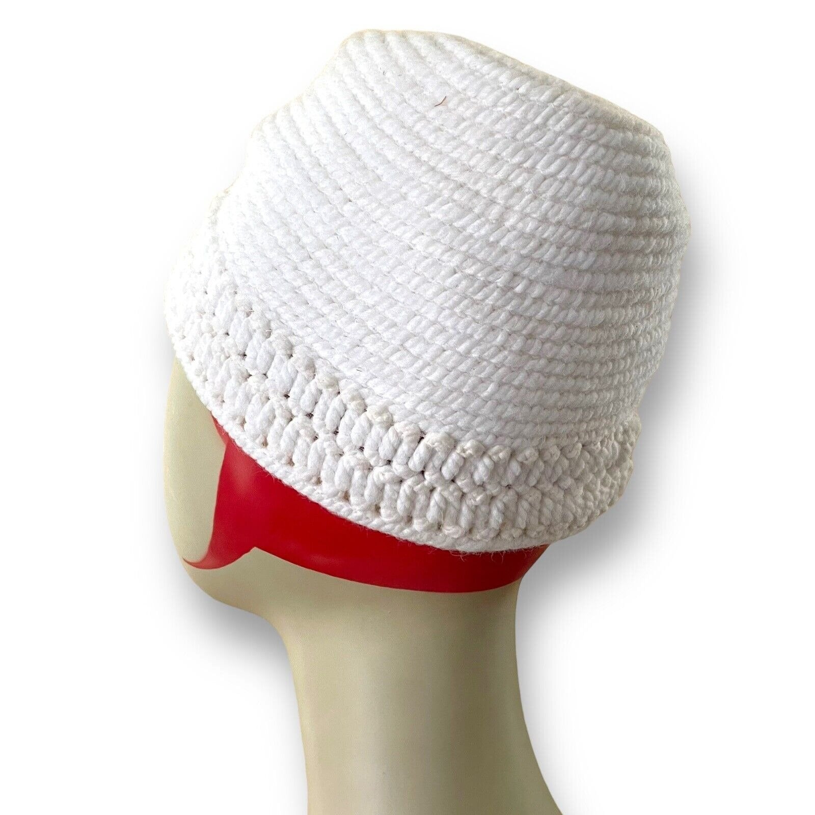 Vintage 1940s Everitt Needlepoint Womens White Beehive Tilt Hat Sculpted Toque P1260114__01297.1761760154.JPG?c=2 main image 3