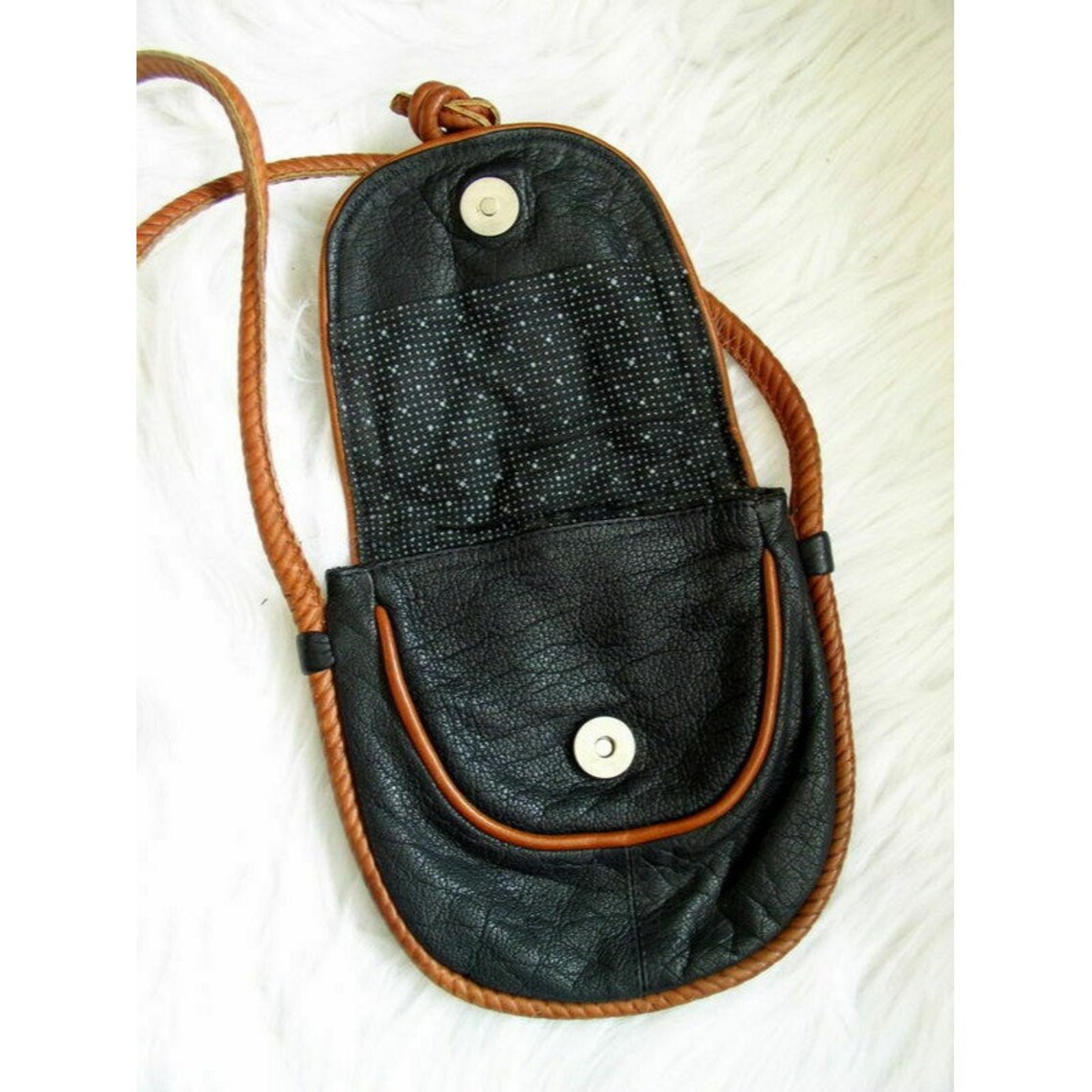 kenneth cole sling bag