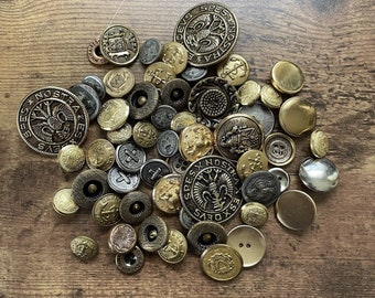 Lotto di bottoni militari vintage / bottoni dell'esercito della marina con cresta di leone in oro e bronzo / bottone Destash