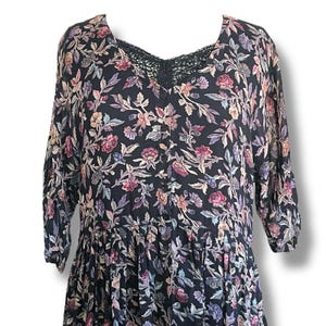Vintage 90’s Nostalgia Women’s Dress / Size Small / Black Floral Grunge Grannycore Midi Dress