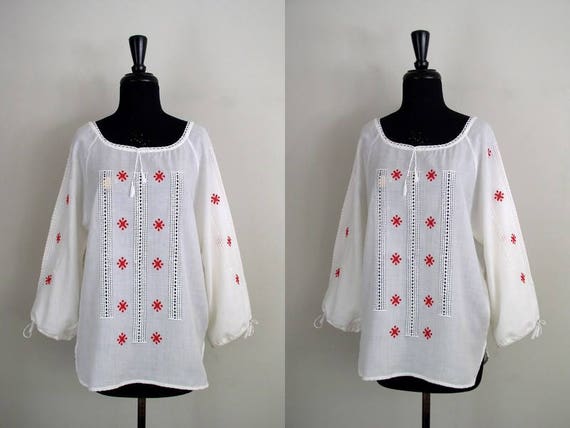Vintage 1970's Peasant Blouse / 70's Boho White Wo