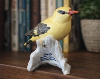 Vintage 1970's Goebel Bird Figurine / Golden Oriole / Hand Painted Porcelain Figurine/ Vintage Shelfie/ Vintage Home Decor / Bird Lover Gift