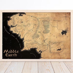 Poster carte inspiré de la Terre du Milieu, oeuvre d'art murale monde fantastique | Impression esthétique LOTR | Style de carte du Seigneur des anneaux | Cadeau déco hobbit