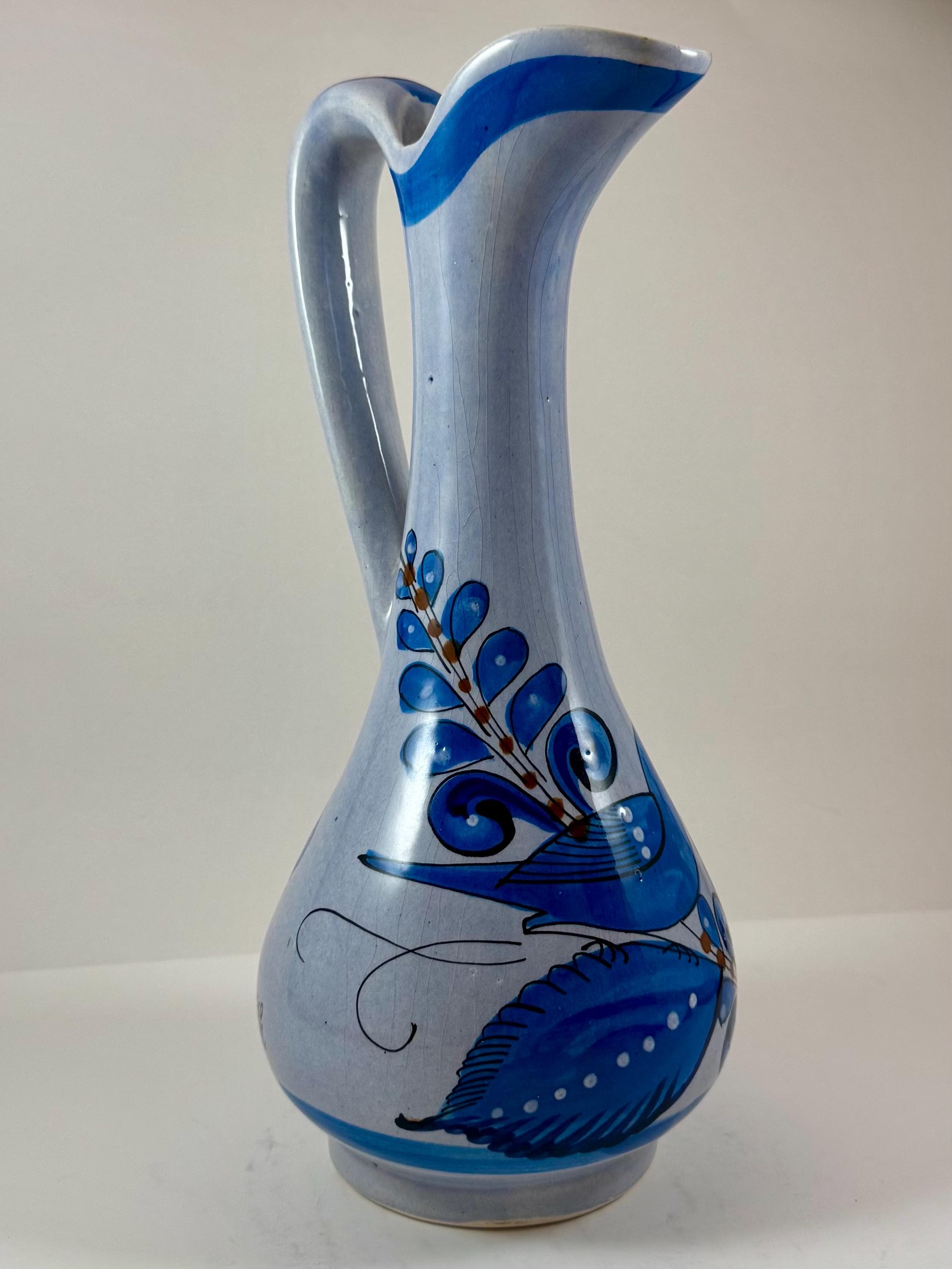 Pioneer Pottery ハードカバー 洋書　【jf3】 Vintage Tonala Blue Bird Pitcher: Ken Edwards El Palomar Pottery