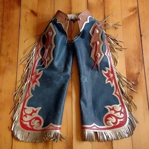 Vintage Leather Chaps – Handmade Western Rodeo Chinks with Red Applique