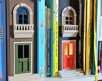 Little Door on Bell Street: Custom 3D Printed Miniature TownHouse Book Nook with LED