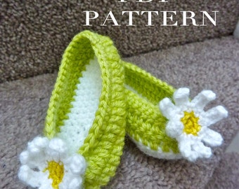 INSTANT DOWNLOAD PATTERN crochet baby booties sunflower slippers sandals boots shoes sizes  0-3 months, 3-6 months, 6-12 months