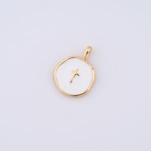 18K Gold gefüllte Emaille Kreuz Charms, christlicher Anhänger für die DIY Schmuckherstellung