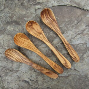 4 spoons olive wood baby child tea spoon coffee alentejoazul organic portugal larp small spoon wooden woodwork olive tree gourmet image 5