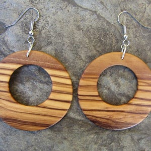 Earrings olive wood Hoops 1.96 light 5cm créoles round wooden hoop earhangers alentejoazul natural jewelry portugal vegan earhanger dangle image 6