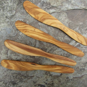 4 Butter Knifes olive wood spreader children's knife alentejoazul wooden knife breakfast kitchen gourmet vegan cutlery olive tree portugal image 2