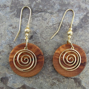 Earrings olive wood spiral swirl gold plated coil g infinity ethno yoga créoles round wooden golden boho alentejoazul natural jewelry vegan image 4