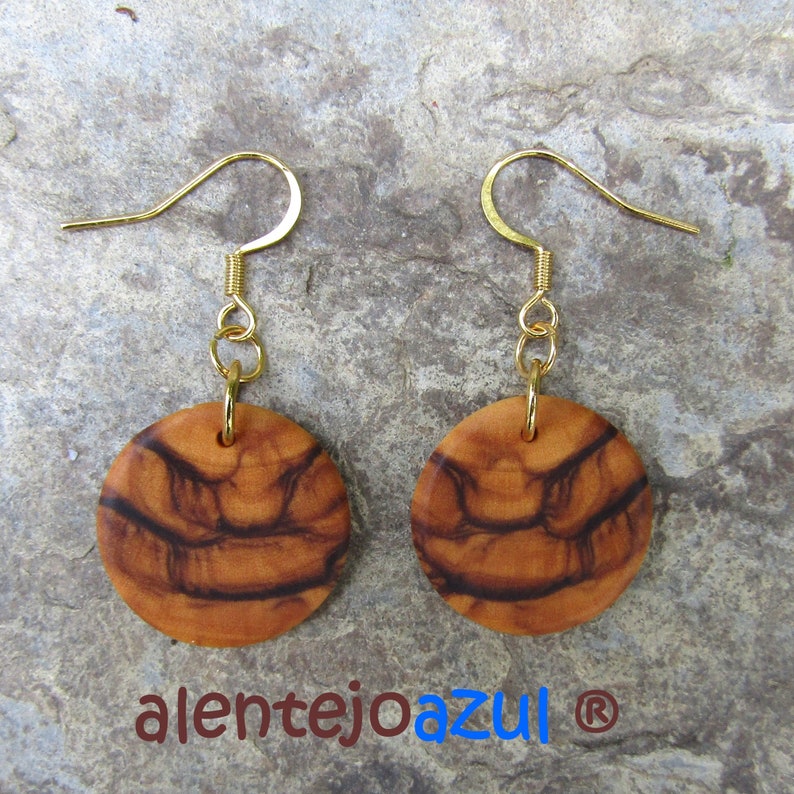 Boucles d'oreilles bois d'olivier créoles 2 cm bijoux bois cercles alentejoazul olive légère boho hippie vegan naturel image 4