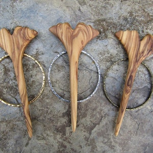 Hairpin Ginkgo leaf olive wood circle ring Hairfork shawl pin bun Hair stick wooden hair slide round barrette leaves scarf pin alentejoazul image 6