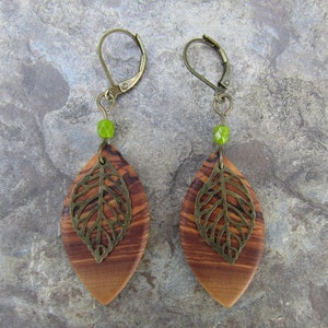 Earrings olive wood leaf leaves hoop green glass wooden earhangers alentejoazul bronze natural wooden jewelry vegan boho hippy image 9