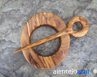 Shawl Pin olive wood Scarf pin needle buckle wooden accessoire knitting alentejoazul handmade portugal vegan natural