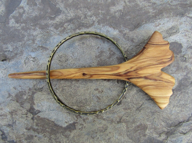 Hairpin Ginkgo leaf olive wood circle ring Hairfork shawl pin bun Hair stick wooden hair slide round barrette leaves scarf pin alentejoazul image 5