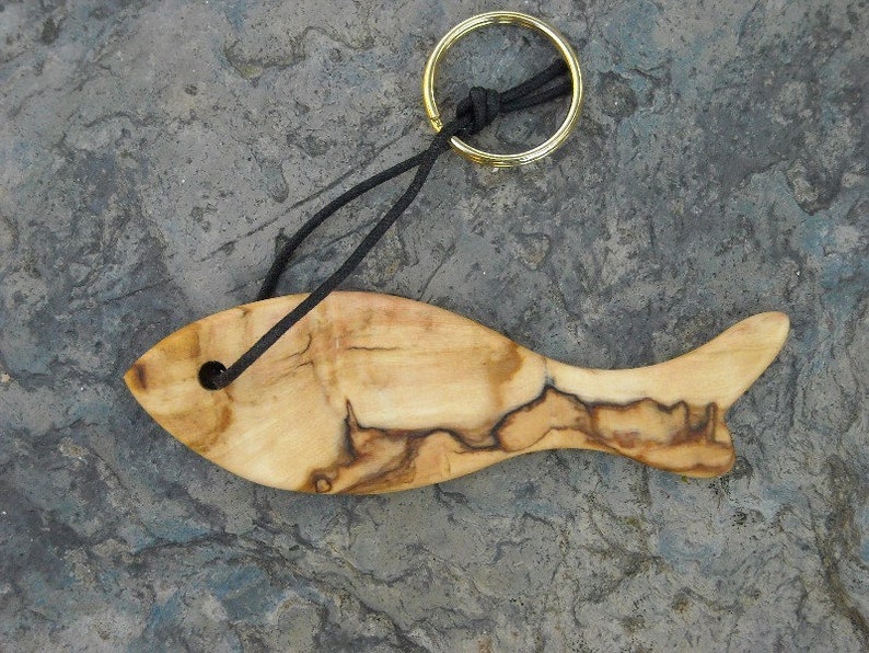 Key ring Fish olive wood Keychain wooden pendant fish alentejaozul portugal sea ozean present men man fisher baptism image 4