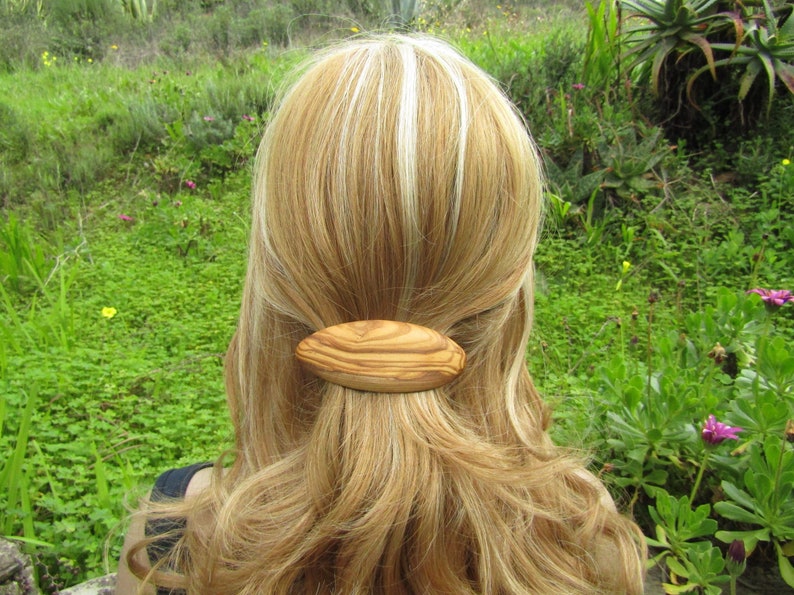 Fermaglio per capelli in legno d'ulivo fermaglio per capelli accessori per capelli fermaglio per capelli in legno d'olivo forchetta per capelli alentejoazul portogallo ovale francese fatto a mano immagine 7