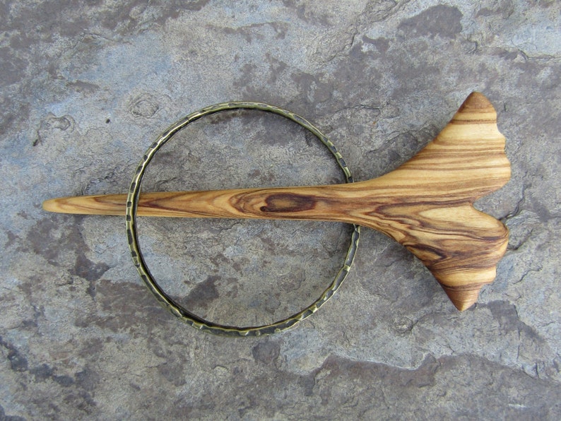 Hairpin Ginkgo leaf olive wood circle ring Hairfork shawl pin bun Hair stick wooden hair slide round barrette leaves scarf pin alentejoazul image 7