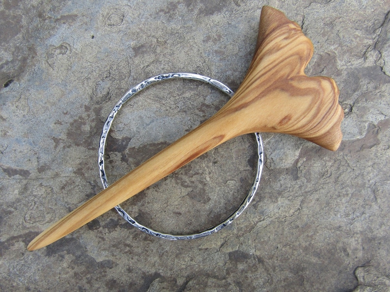 Hairpin Ginkgo leaf olive wood circle ring Hairfork shawl pin bun Hair stick wooden hair slide round barrette leaves scarf pin alentejoazul image 3