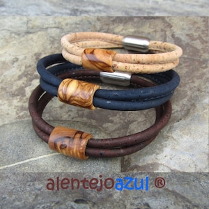 Armband Olivenholz Kork Holz Magnet Edelstahl Holz natur blau korkarmband Herrenarmband vegan alentejoazul geschenk mann männer holzschmuck Bild 1