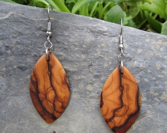 Earrings olive wood leaf leaves wooden  light weight earhangers alentejoazul natural jewelry vegan handmade portuguese jewelry boho hippy