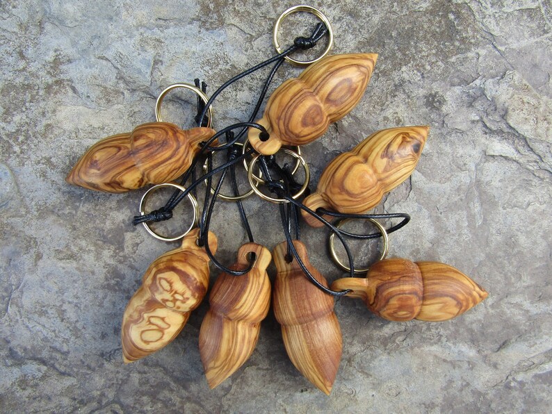 Key chain olive wood acorn Hand smoother Key ring wooden hand flatterer alentejoazul gift for men man portugal organic natural hunter