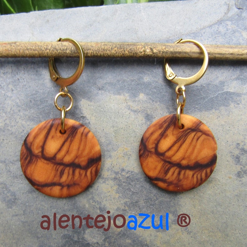 Boucles d'oreilles bois d'olivier créoles 2 cm bijoux bois cercles alentejoazul olive légère boho hippie vegan naturel image 7