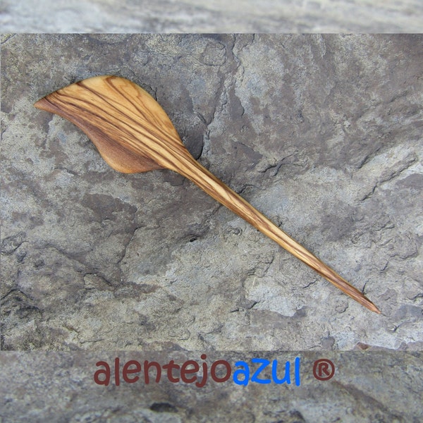 Hairpin leaf olive wood bird Hairfork shawl pin Hairstick wooden hair stick leaves scarf pin alentejoazul handmade vegan natural