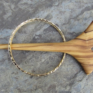 Hairpin Ginkgo leaf olive wood circle ring Hairfork shawl pin bun Hair stick wooden hair slide round barrette leaves scarf pin alentejoazul image 4