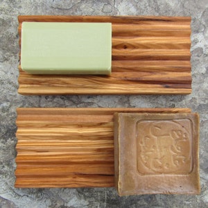 soap dish olive wood grooved rectangular soap tray wooden corrugated handmade soap ribbed bathroom nature alentejoazul portugal sustainable