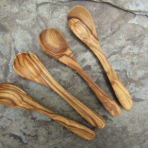 4 spoons olive wood baby child tea spoon coffee alentejoazul organic portugal larp small spoon wooden woodwork olive tree gourmet image 3