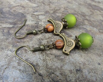 Earrings olive wood Bird olive green bronze wooden jewelry birds silveralentejoazul earhangers natural jewelry