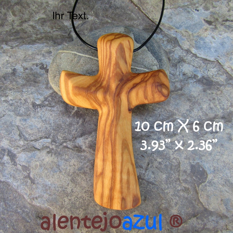 cruz crucifijo de madera de olivo collar de cuero pared madera cruces alentejoazul regalo bautismo comunión confirmación iglesia cristiana imagen 1