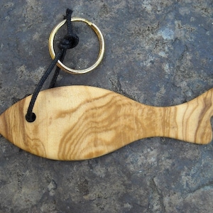 Key ring Fish olive wood Keychain wooden pendant fish alentejaozul portugal sea ozean present men man fisher baptism image 3